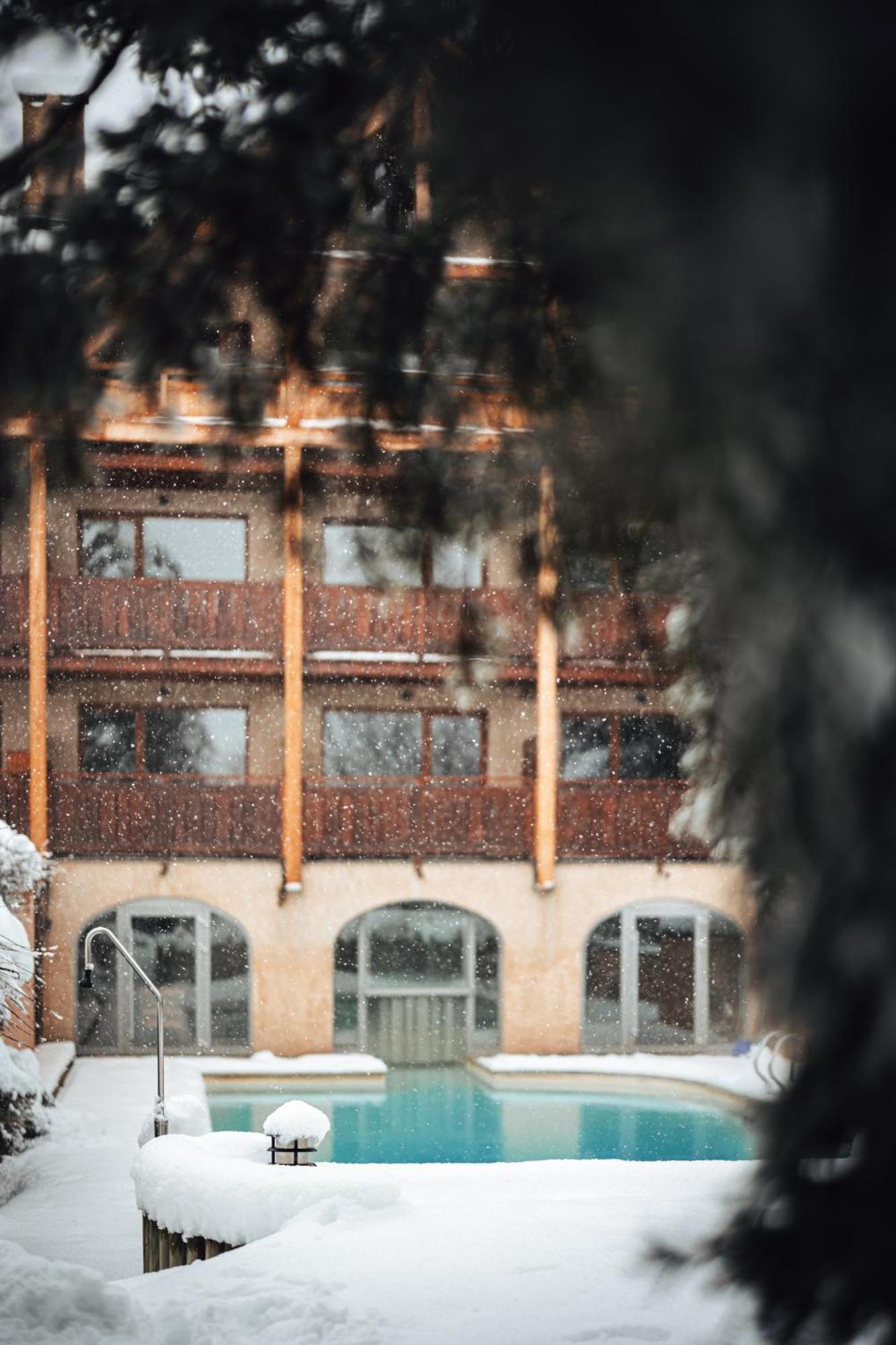 Alliey & Spa Piscine Appart-Hotel Serre Chevalier Le Monetier-les-Bains Exterior photo